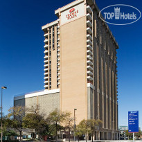 Crowne Plaza Dallas Downtown