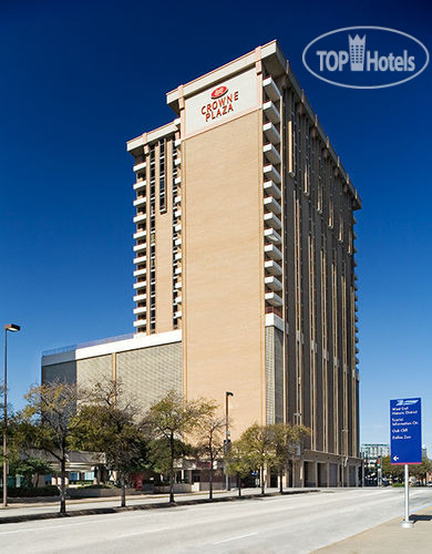 Hotelier's photos Crowne Plaza Dallas Downtown 4*