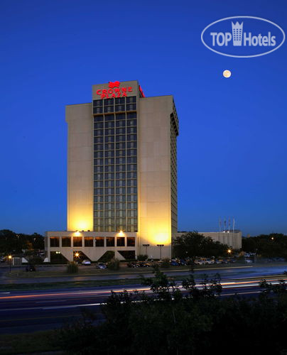 Hotel photo Crowne Plaza Dallas Market Center 4*