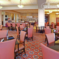 Crowne Plaza Dallas Market Center