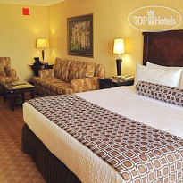 Crowne Plaza Dallas Market Center