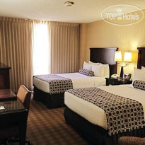 Crowne Plaza Dallas Market Center