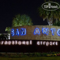 Crowne Plaza Hotel San Antonio Airport 