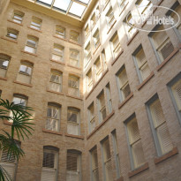 Crockett Hotel