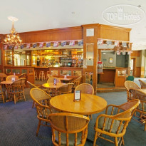 Crockett Hotel