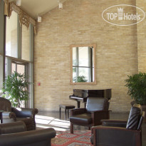 Crockett Hotel