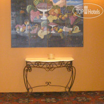 Crockett Hotel