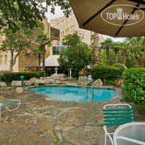 Crockett Hotel