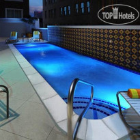 Courtyard San Antonio Riverwalk 