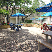 Motel 6 Dallas-Addison 