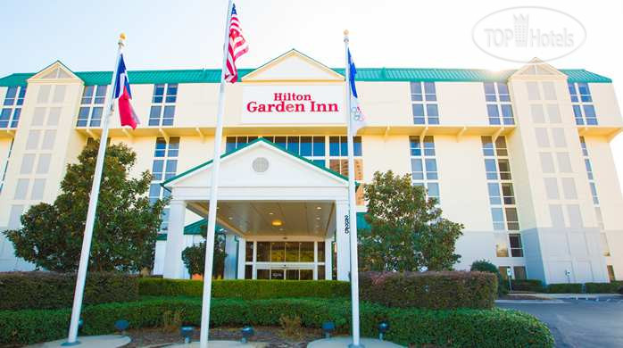 Hotel photo Hilton Garden Inn Dallas Market Center 3*