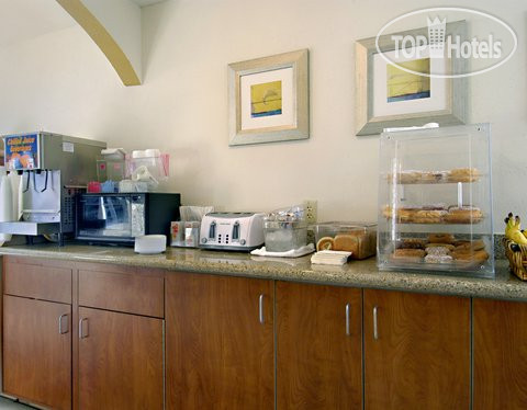 New photos from tourists Red Roof Inn Lackland 2*