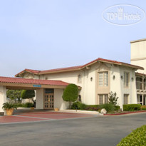 Baymont Inn & Suites Austin Highland Mall 