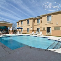 Comfort Inn & Suites DFW Airport South