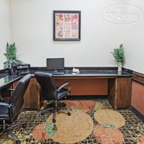 La Quinta Inn & Suites Allen at The Village 