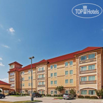 La Quinta Inn & Suites Allen at The Village 