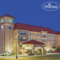 La Quinta Inn & Suites Allen at The Village 