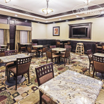 La Quinta Inn & Suites DFW Airport West - Bedford 