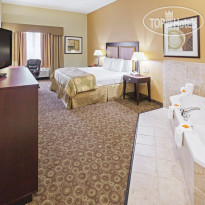 La Quinta Inn & Suites DFW Airport West - Bedford 