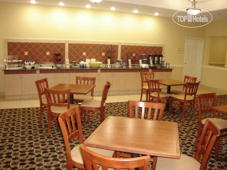 New photos from tourists La Quinta Inn & Suites Corsicana 2*