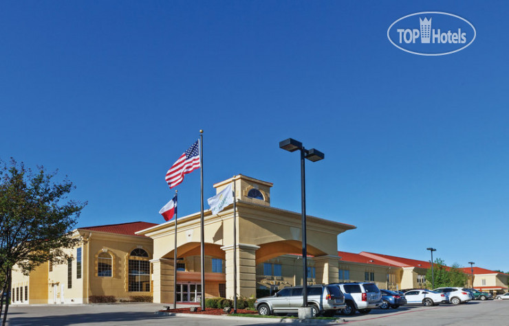 Hotelier's photos La Quinta Inn & Suites Dallas - Las Colinas 2*