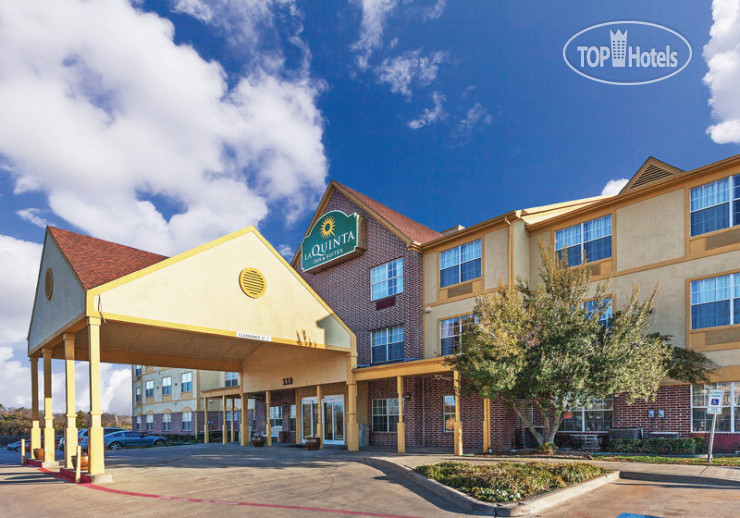 Hotelier's photos La Quinta Inn & Suites Dallas Mesquite 2*