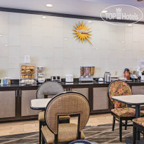La Quinta Inn & Suites Ft. Worth - Forest Hill 