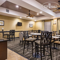 La Quinta Inn & Suites Ft. Worth - Forest Hill 