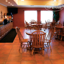 La Quinta Inn & Suites Fredericksburg 