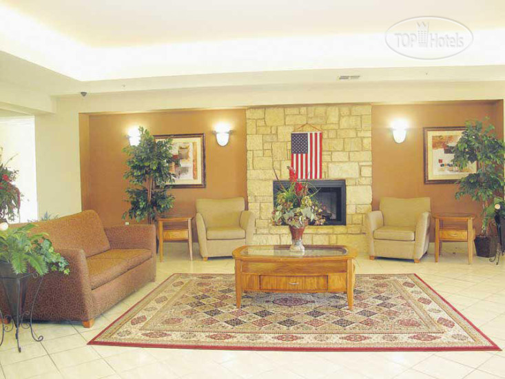 New photos from tourists La Quinta Inn & Suites Granbury 2*