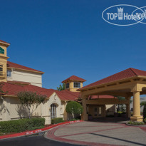 La Quinta Inn & Suites Sherman Denison 