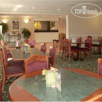 La Quinta Inn & Suites Houston Baytown East 