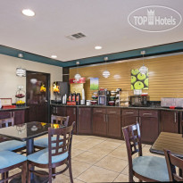 La Quinta Inn Dallas LBJ Central 