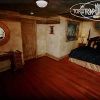 Amid Summers Inn Bed and Breakfast 