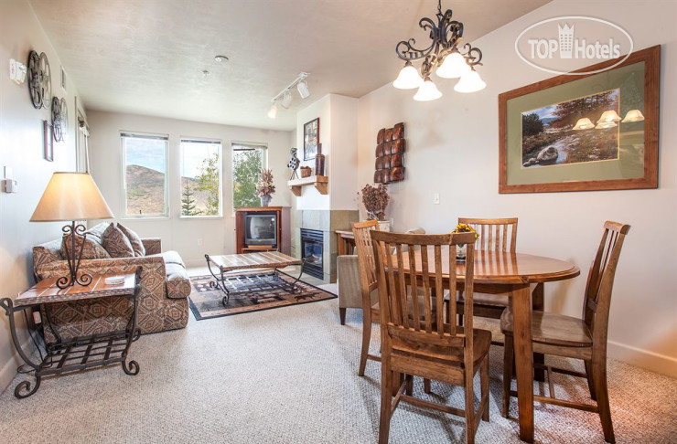 New photos from tourists Crestview Condominiums 3*