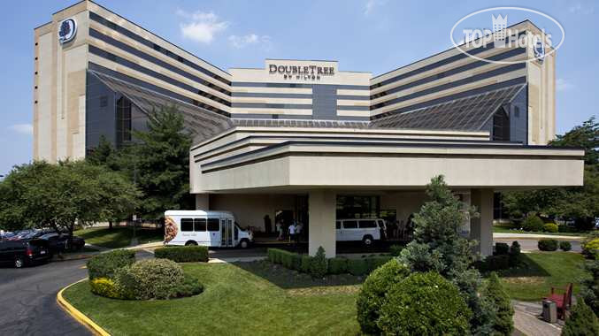 Hotel photo DoubleTree by Hilton Hotel Newark Airport 3*