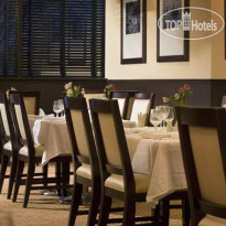 DoubleTree by Hilton Hotel Newark Airport 