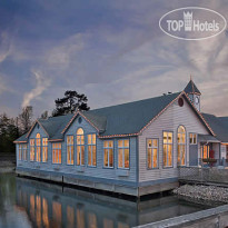 The Colonial Inn at Historic Smithville