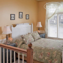 The Colonial Inn at Historic Smithville 