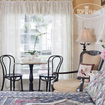 The Colonial Inn at Historic Smithville 