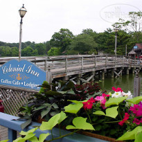 The Colonial Inn at Historic Smithville