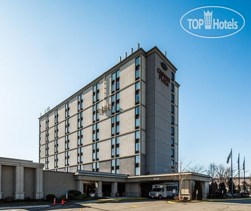 Hotel photo Crowne Plaza Newark Airport 4*