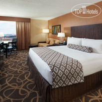 Crowne Plaza Newark Airport