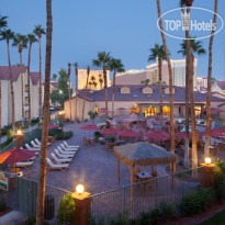 Holiday Inn Club Vacations Las Vegas Desert Club Resort 