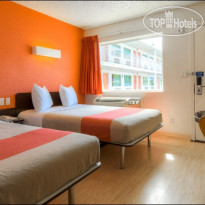 Motel 6 Las Vegas Tropicana 