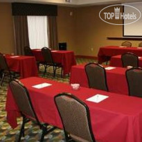 Hampton Inn Las Vegas North Speedway конференц-зал