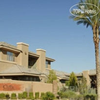 Cliffs at Peace Canyon 