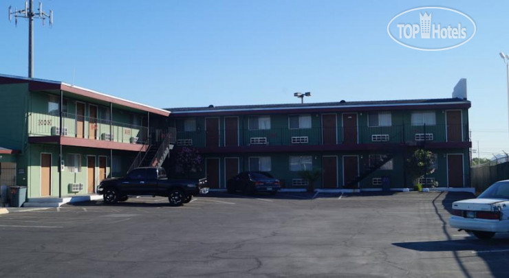 Hotelier's photos Ponderosa Motel