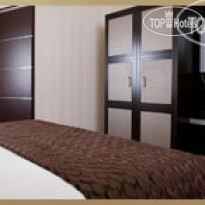 Gold Spike Hotel and Casino 