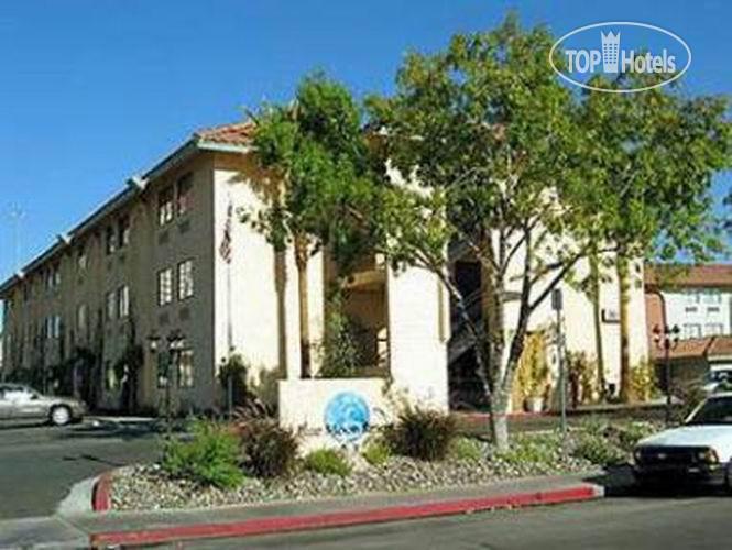 Hotelier's photos Blue Moon Gay Mens Resort 3*